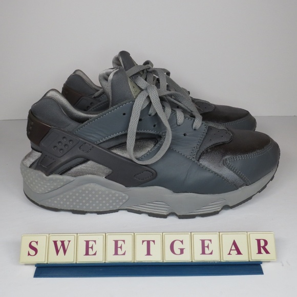 Nike Other - NIKE Air Huarache Le (RARE)